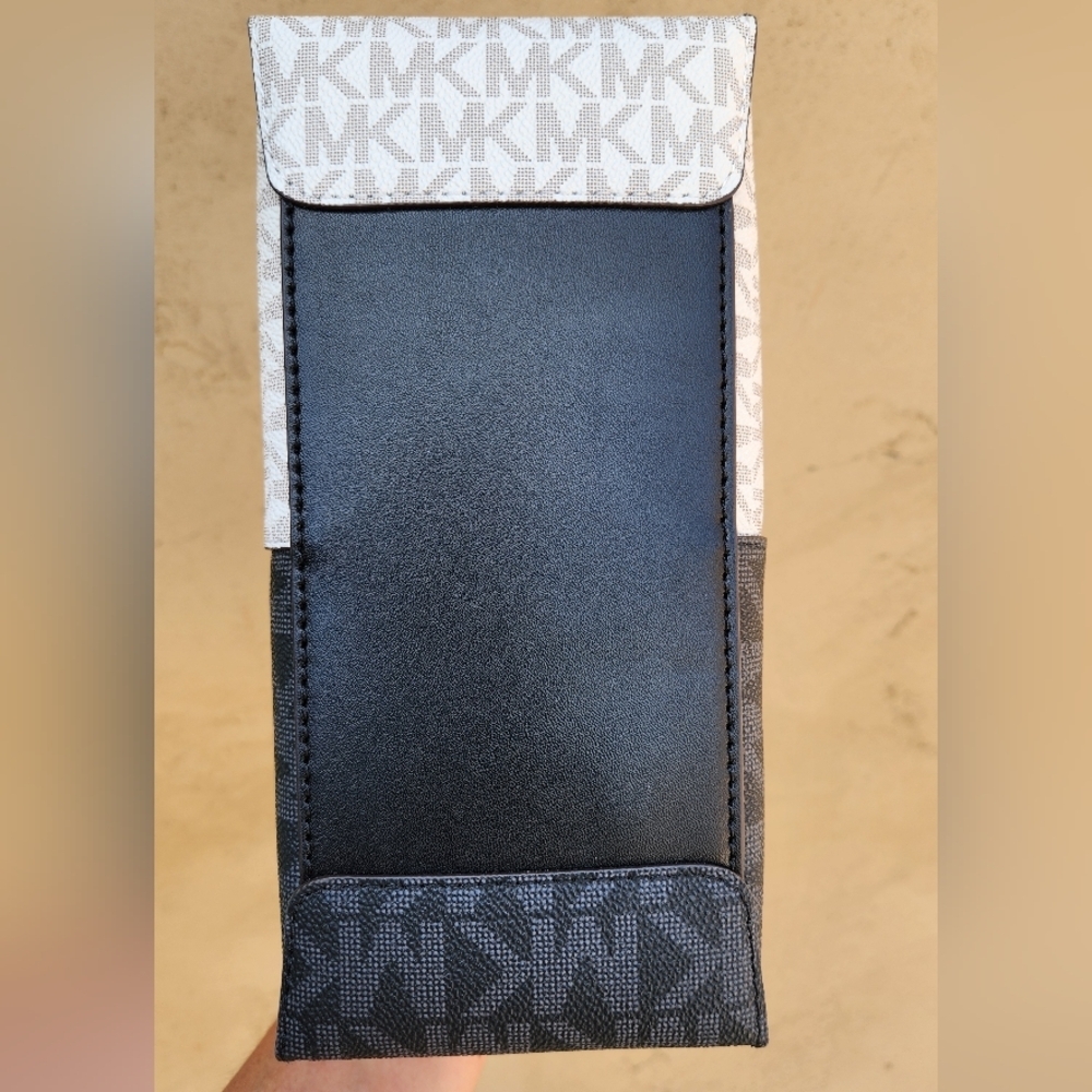 MK Mercer Medium Satchel Messenger Bag - Picture 7 of 9